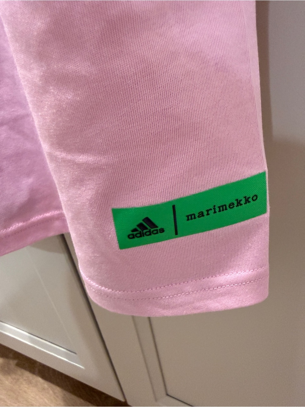 NWT adidas Marimekko GFX Pink Floral Graphic Tee - Picture 7 of 7